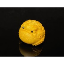 Solid bamboo carving three-legged golden toad holding ornaments jade bamboo handle