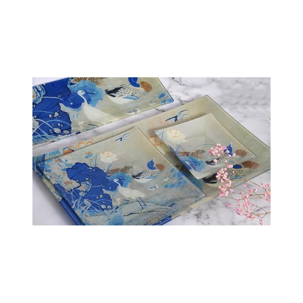 Glass Plate Ornament – Creative Souvenir Inspired by National Treasures Glass Plate Ornament – Creative Souvenir Inspired by National Treasures