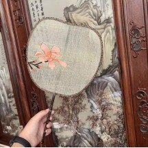 Suzhou Embroidery & Kesi Silk Round Fan – Classical Cultural Creative Product of Intangible Cultural Heritage
