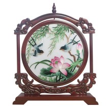 Suzhou Double-Sided Embroidery – Fully Handmade Embroidered Ornament