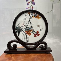 Finished Suzhou Embroidery Ornament – Handmade Double-Sided Embroidered Screen in Traditional Style