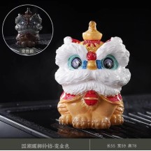 Color-Changing Tea Pet Pixiu Holding Gold Ingot – Tea Table Desktop Ornament and Decoration