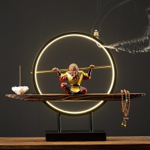 Creative Tea Pet Ornament – Sun Wukong, the Great Sage Equal to Heaven, for Tea Table Display