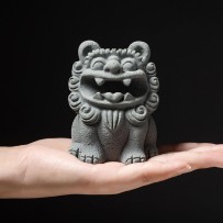 Auspicious Lion Paperweight – Lucky Qilin Scholar’s Desk Stone Lion Brush Rest Creative Ornament