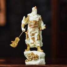 Wealth-Bringing Guan Gong Figurine – God of War and Fortune Statue