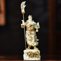 Wealth-Bringing Guan Gong Figurine – God of War and Fortune Statue