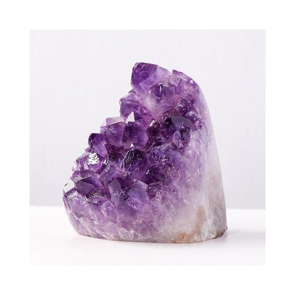 Uruguayan Natural Amethyst Geode – Raw Crystal Cluster with Energy Properties Uruguayan Natural Amethyst Geode – Raw Crystal Cluster with Energy Properties