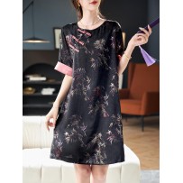 Summer Chinese-Style Printed Dress with Frog Buttons – Elegant Short-Sleeve Straight Dress in Traditional Design