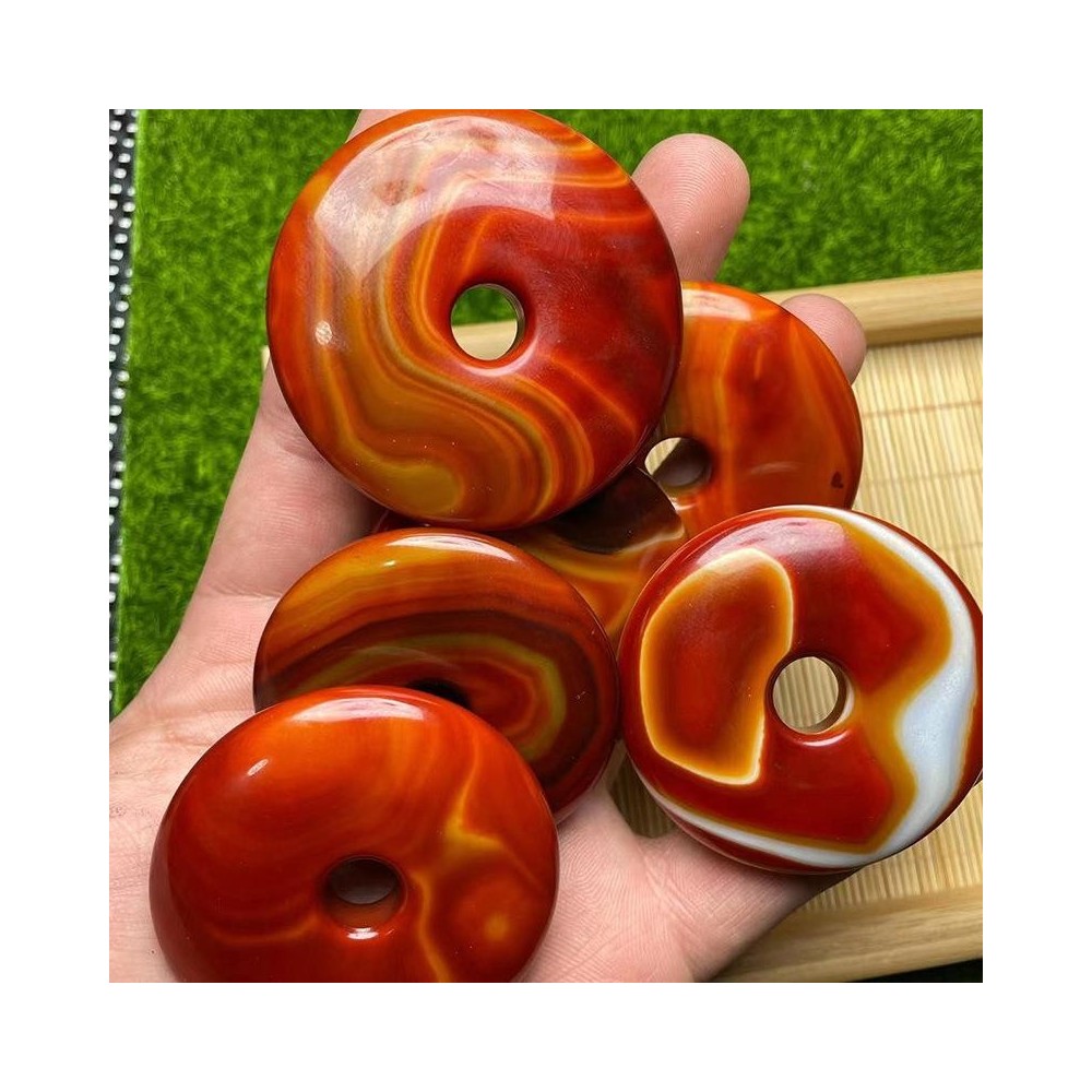 Warring States Red Agate High Glossy Surface 50mm Peace Buckle Vajra Bodhi Warring States Red Agate High Glossy Surface 50mm Peace Buckle Vajra Bodhi